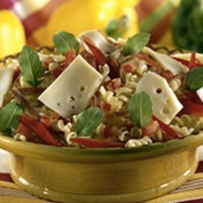 Salade de torsades au basilic et au Fol Épi