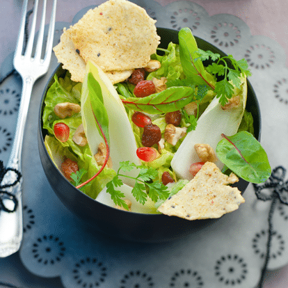 Gemengde salade met Boursault-chips